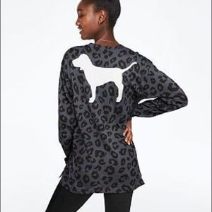 🎉BOGO🎉VS  PINK Black Leopard Dog Campus tee